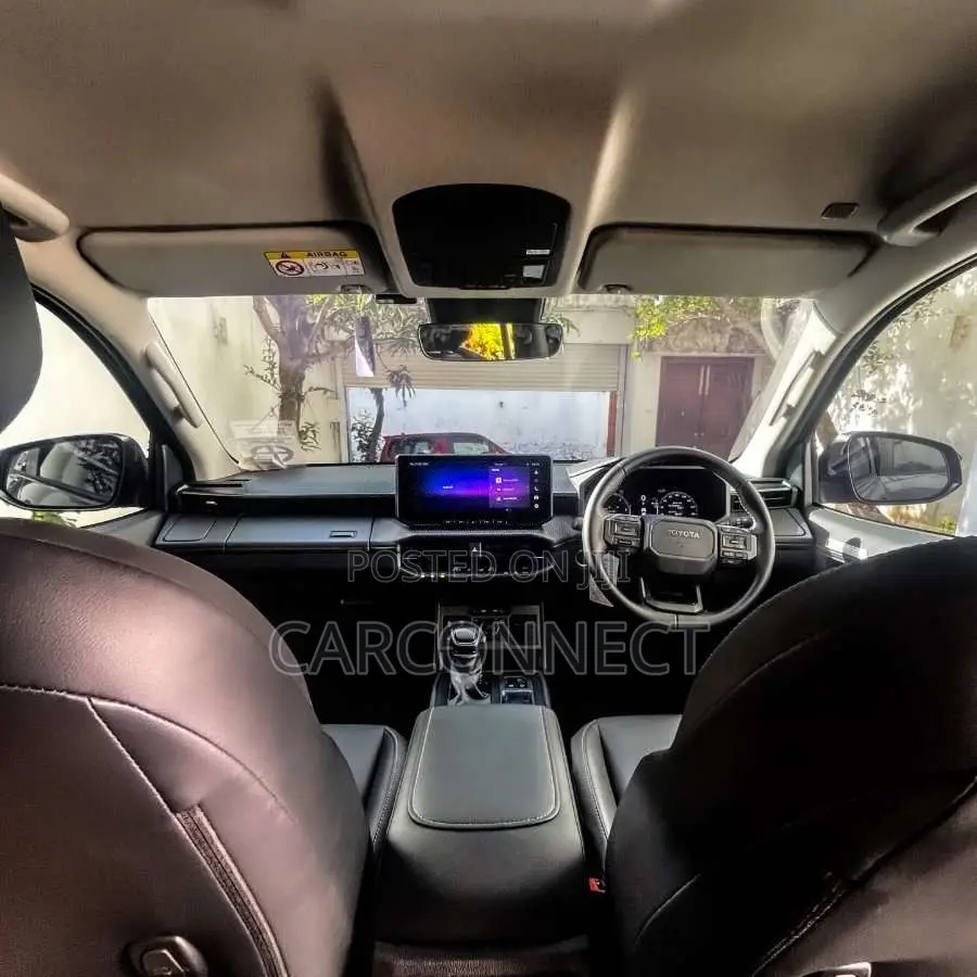 Toyota Hilux Travo Overland 2025 Pickup (Used)