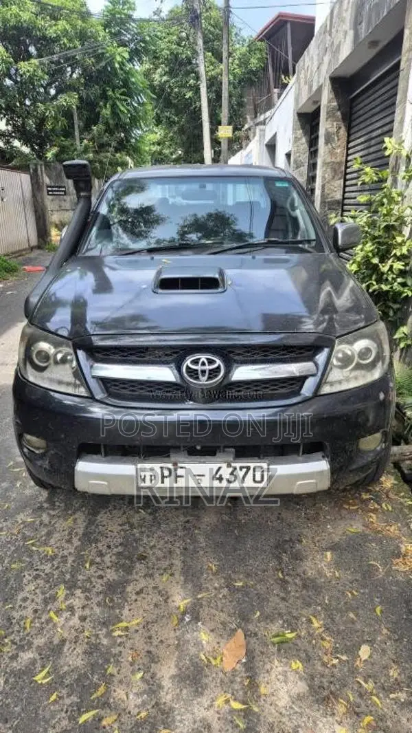Toyota Hilux 2007 Pickup (Used)