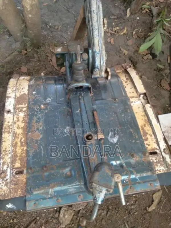 Kubota K700 2015 Tractor (Used)
