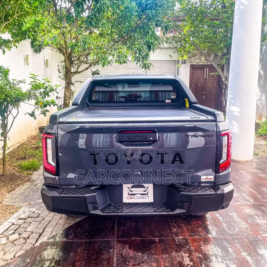 Toyota Hilux Travo Overland 2025 Pickup (Used)