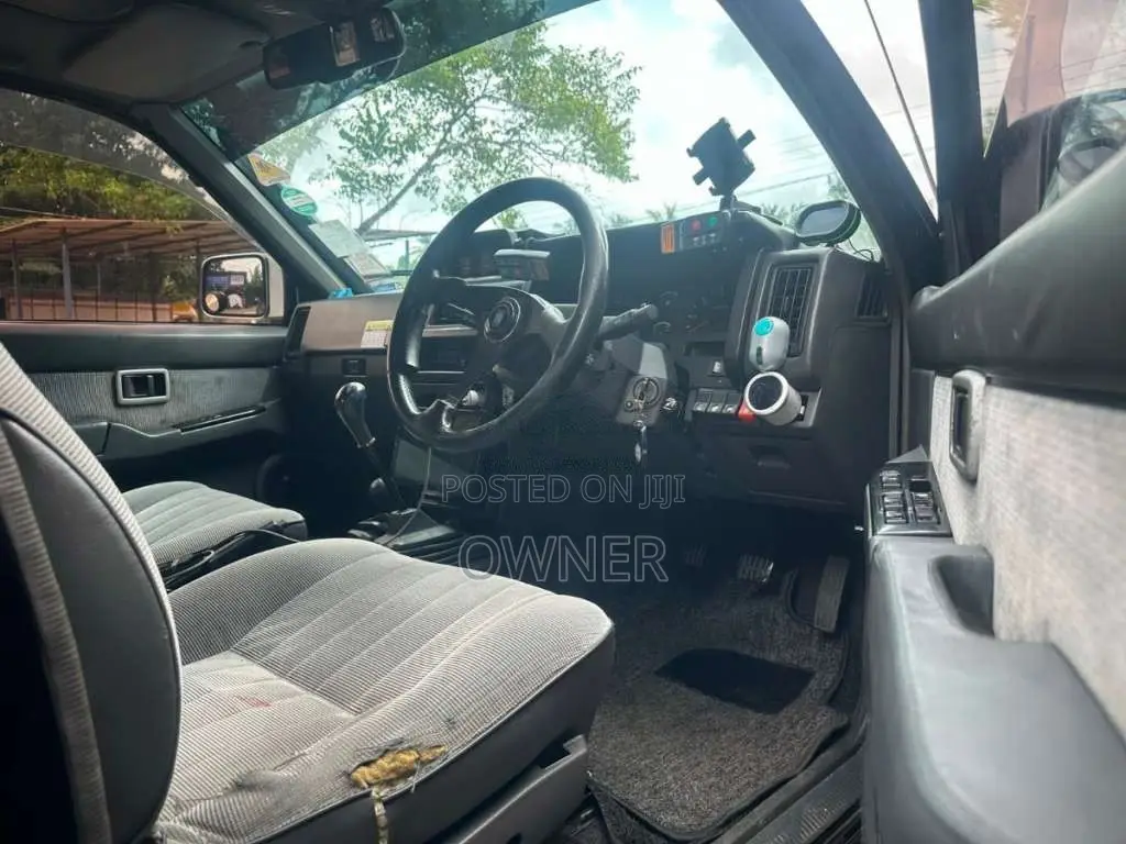 Nissan D21 1993 Pickup (Used)