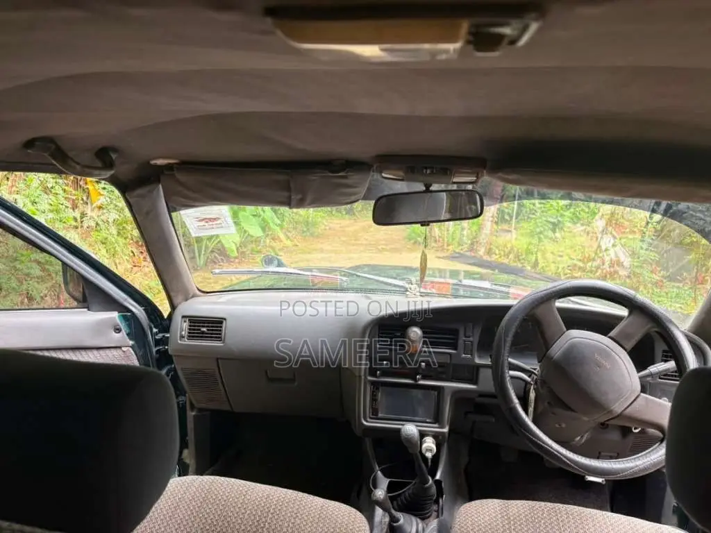 Toyota Hilux LN106 1990 Pickup (Used)