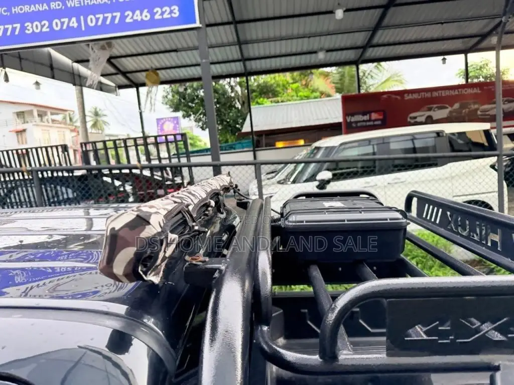 Toyota Hilux 2009 Pickup (Used)