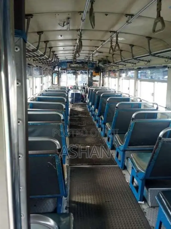 Ashok-Leyland Hinopower 2004 Bus (Used)