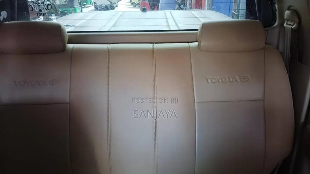 Toyota Hilux Vigo 2006 Pickup (Used)