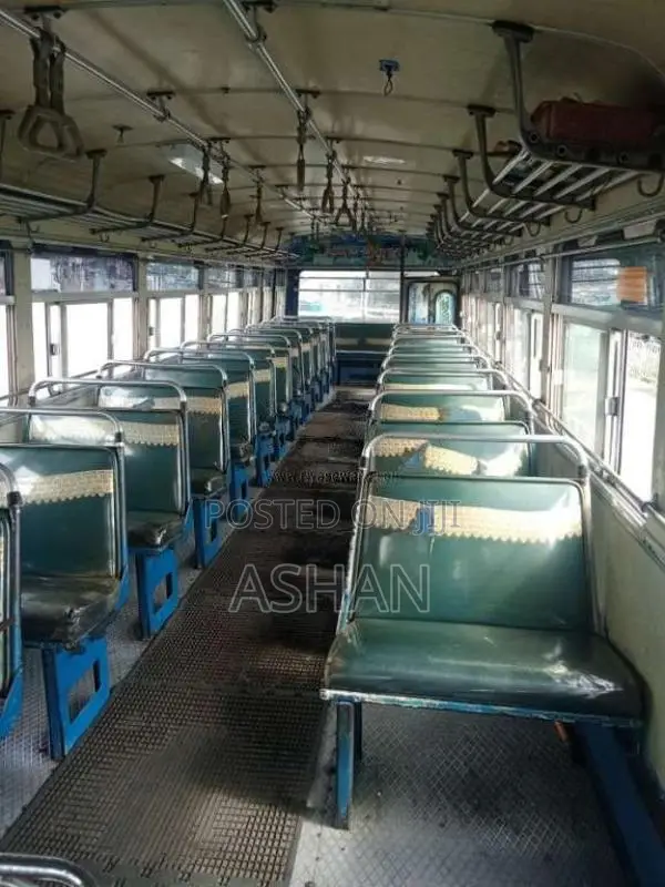 Ashok-Leyland Hinopower 2004 Bus (Used)