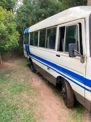 Mitsubishi Mmc Rosa 1982 Bus (Used)