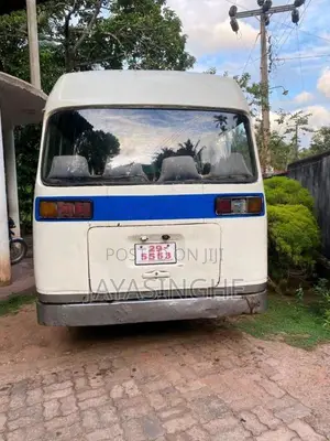 Mitsubishi Mmc Rosa 1982 Bus (Used)