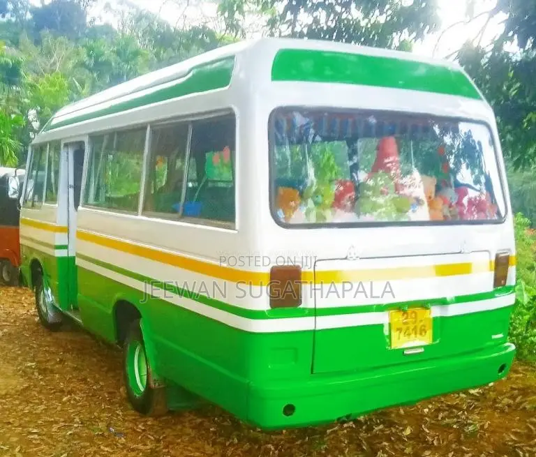 Isuzu Journey M 1981 Bus (Used)