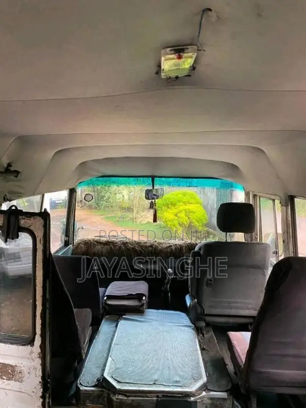 Mitsubishi Mmc Rosa 1982 Bus (Used)