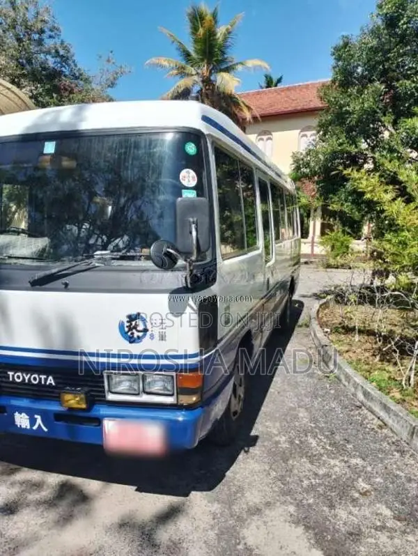 Toyota Coaster 1992 Bus (Used)