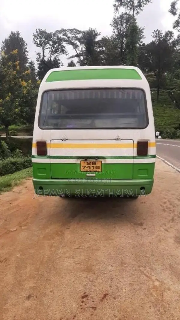 Isuzu Journey M 1981 Bus (Used)