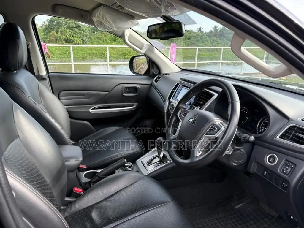 Mitsubishi L200 2020 Pickup (Used)