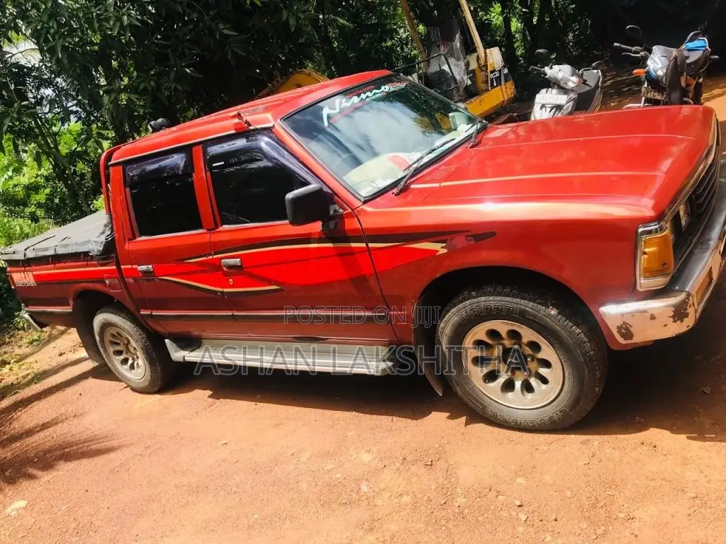 Nissan Cab 1985 Pickup (Used)