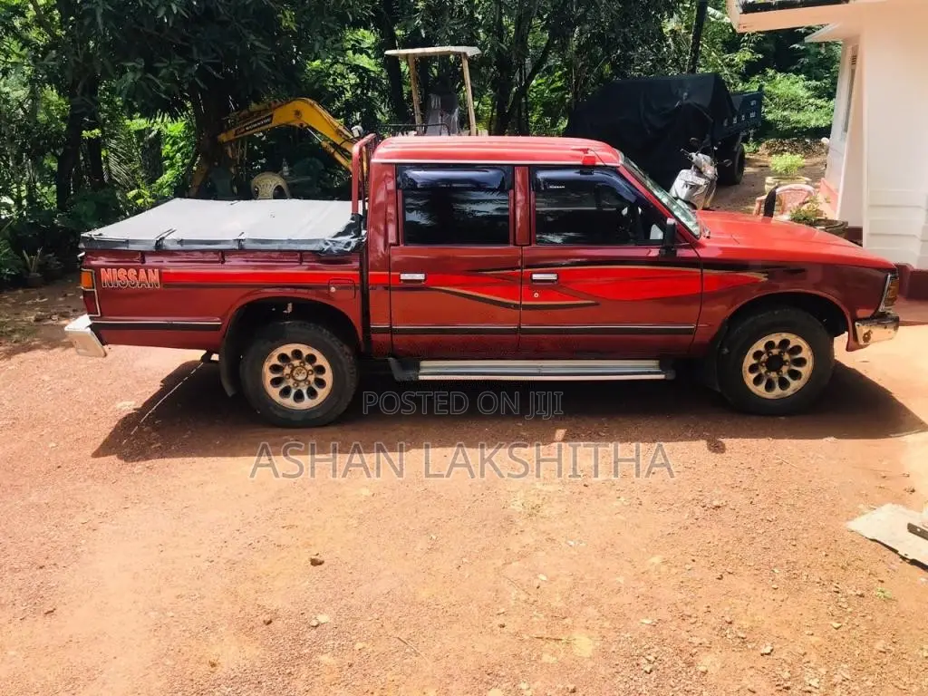 Nissan Cab 1985 Pickup (Used)