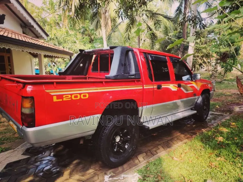 Mitsubishi L200 4WD 1997 Pickup (Used)