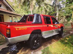 Mitsubishi L200 4WD 1997 Pickup (Used)
