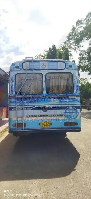 Ashok-Leyland Viking 2004 Bus (Used)