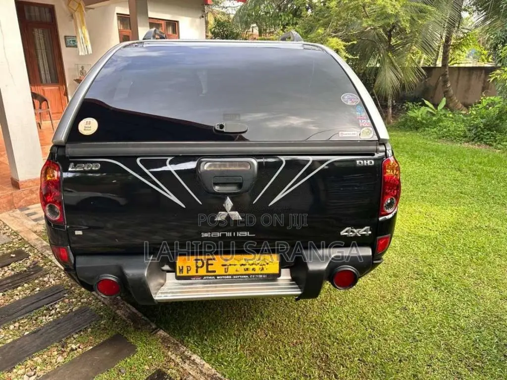Mitsubishi L200 2006 Pickup (Used)