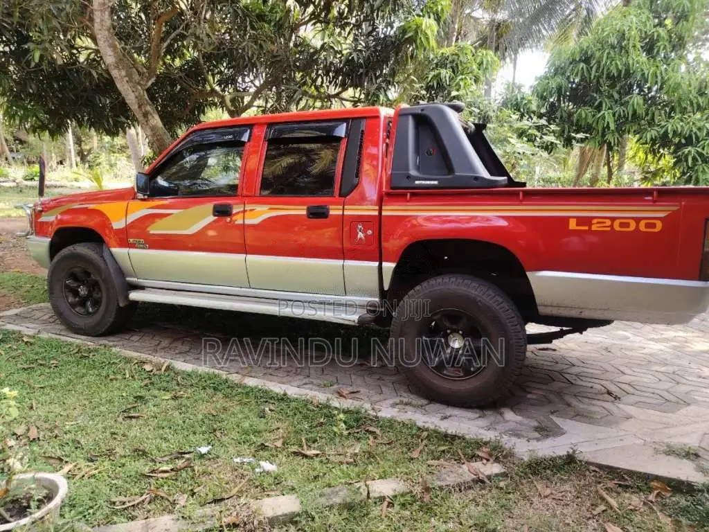 Mitsubishi L200 4WD 1997 Pickup (Used)