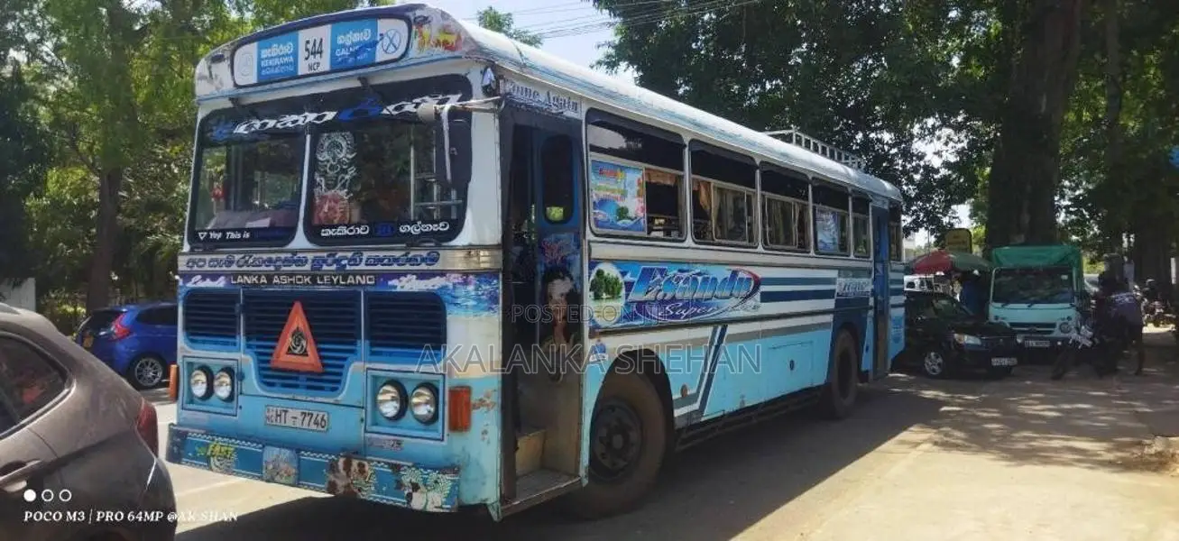 Ashok-Leyland Viking 2004 Bus (Used)