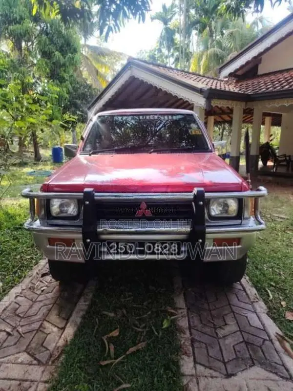 Mitsubishi L200 4WD 1997 Pickup (Used)