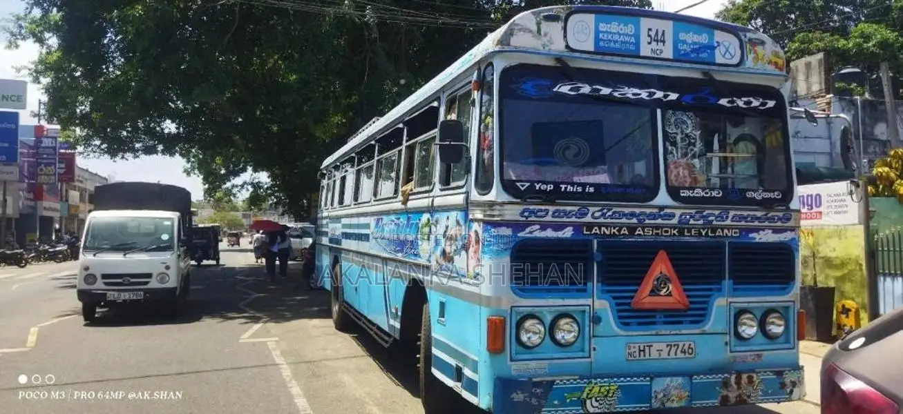Ashok-Leyland Viking 2004 Bus (Used)