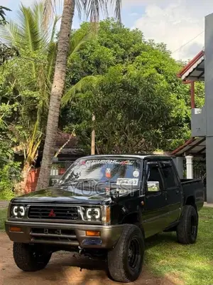 Mitsubishi L200 1996 Pickup (Used)