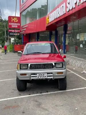 Mitsubishi L200 Strada 1994 Pickup (Used)