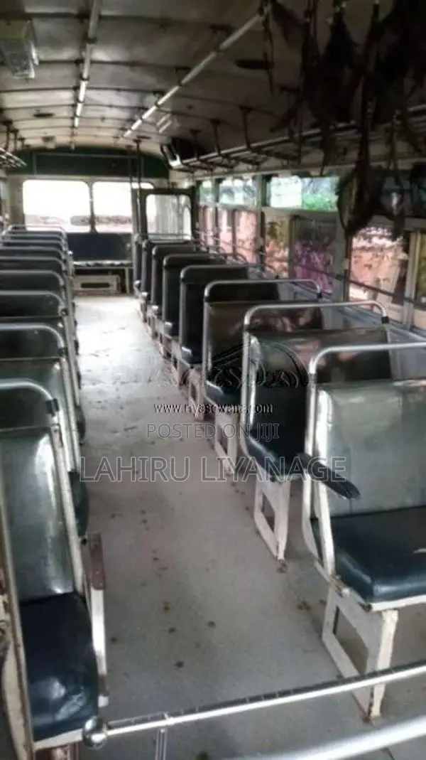 Ashok-Leyland Viking 2005 Bus (Used)
