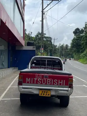Mitsubishi L200 Strada 1994 Pickup (Used)