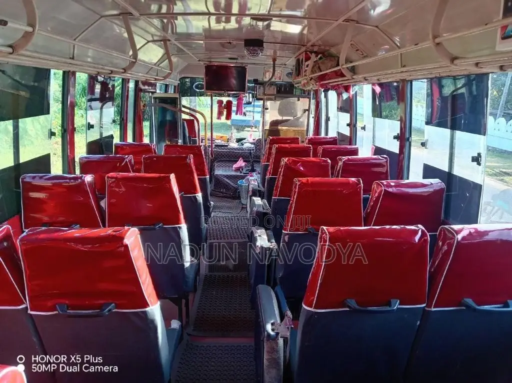 Ashok-Leyland Lynx 2017 Bus (Used)
