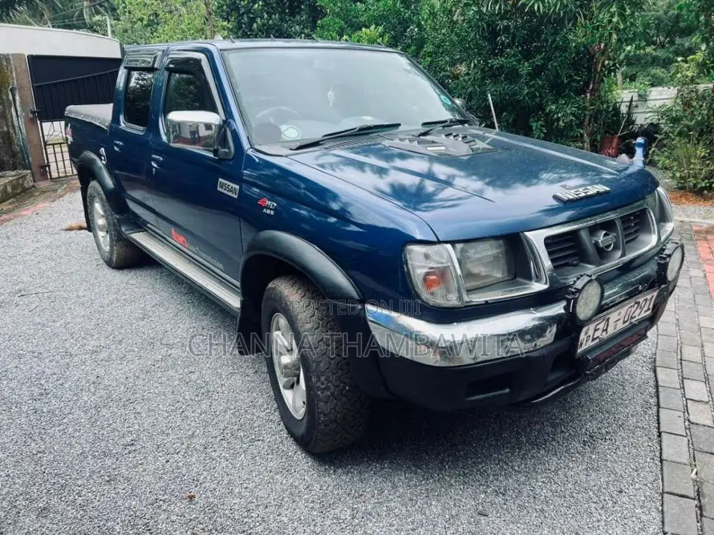 Nissan D22 2003 Pickup (Used)