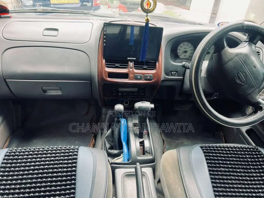 Nissan D22 2003 Pickup (Used)
