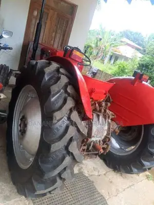 Massey-Ferguson 240 1998 Tractor (Used)