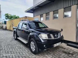 Nissan Navara Japan 2006 Pickup (Used)