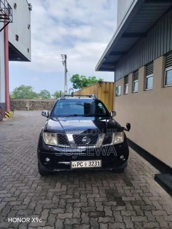 Nissan Navara Japan 2006 Pickup (Used)