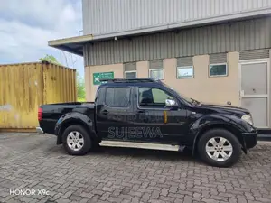 Nissan Navara Japan 2006 Pickup (Used)