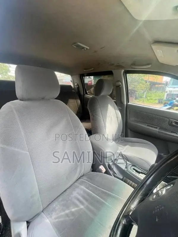 Toyota Hilux 2007 Pickup (Used)