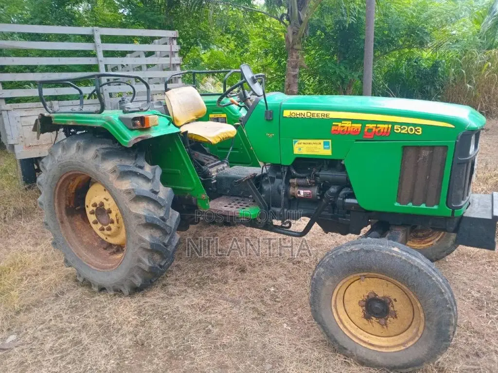 John-Deere 5203 2011 Tractor (Used)