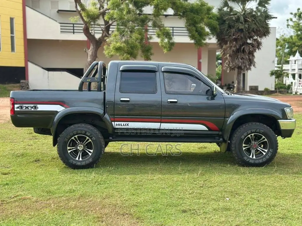 Toyota Hilux LN 107 1991 Pickup (Used)