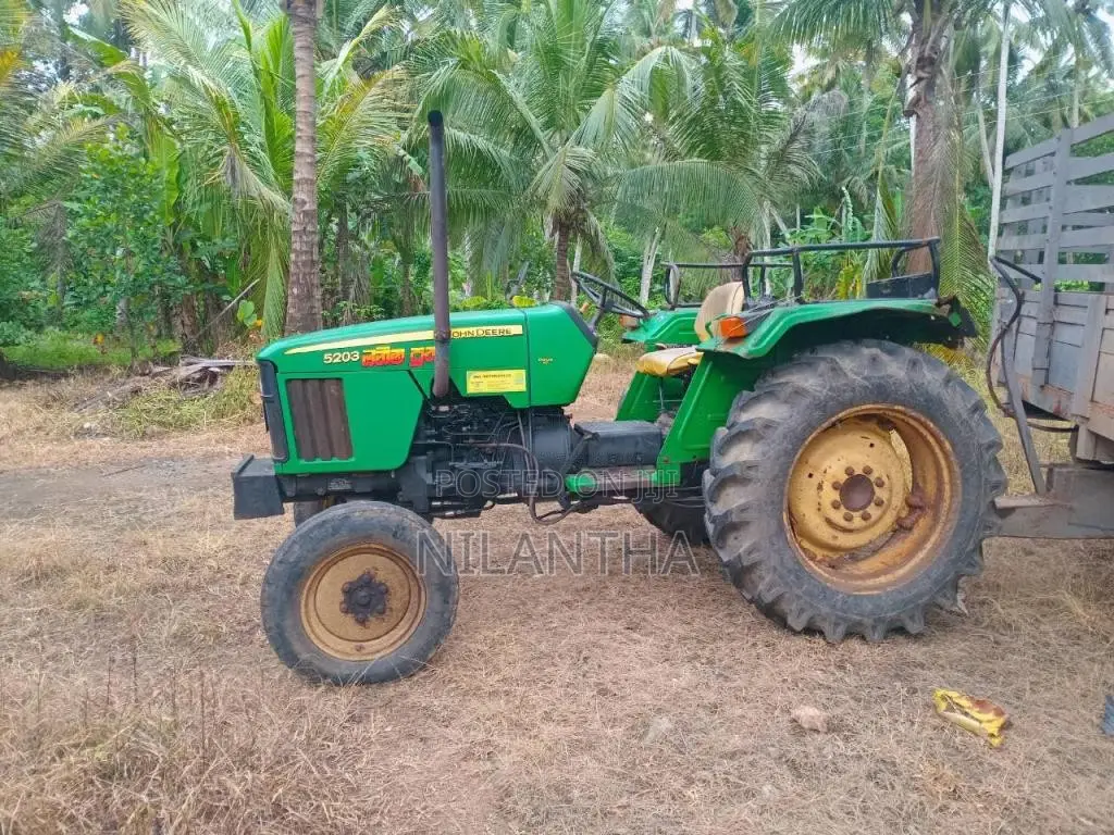 John-Deere 5203 2011 Tractor (Used)