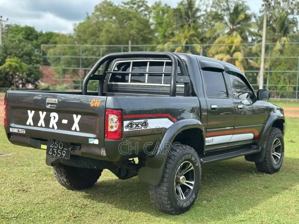 Toyota Hilux LN 107 1991 Pickup (Used)