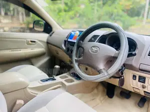 Toyota Hilux Vigo 2007 Pickup (Used)
