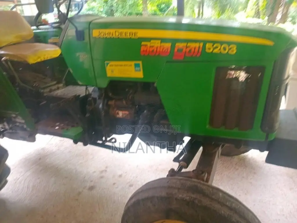 John-Deere 5203 2011 Tractor (Used)