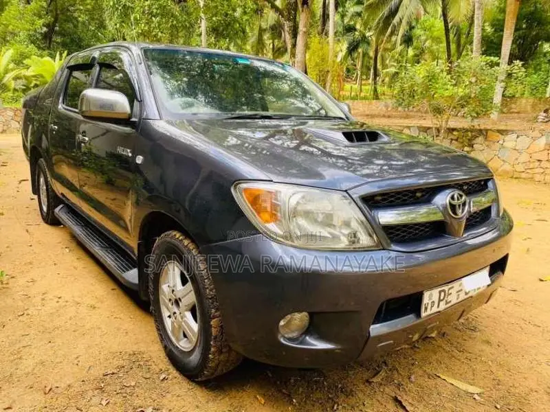 Toyota Hilux Vigo 2007 Pickup (Used)