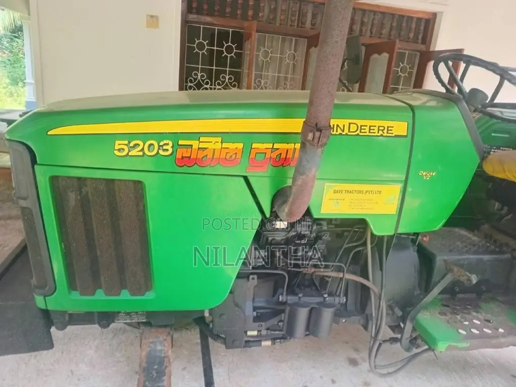 John-Deere 5203 2011 Tractor (Used)
