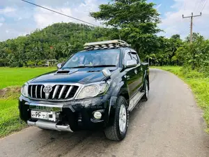 Toyota Hilux 2006 Pickup (Used)