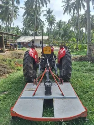 Massey-Ferguson 240 1989 Tractor (Used)
