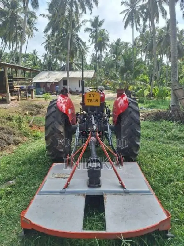 Massey-Ferguson 240 1989 Tractor (Used)